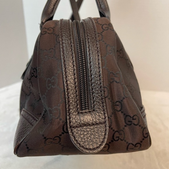 EUC, GUCCI SHERRY LINE GG CANVAS SHOULDER BAG. Authenticity included - Picture 6 of 16